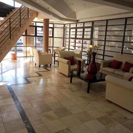 Hotel Lazaro Villa Mercedes Exteriör bild
