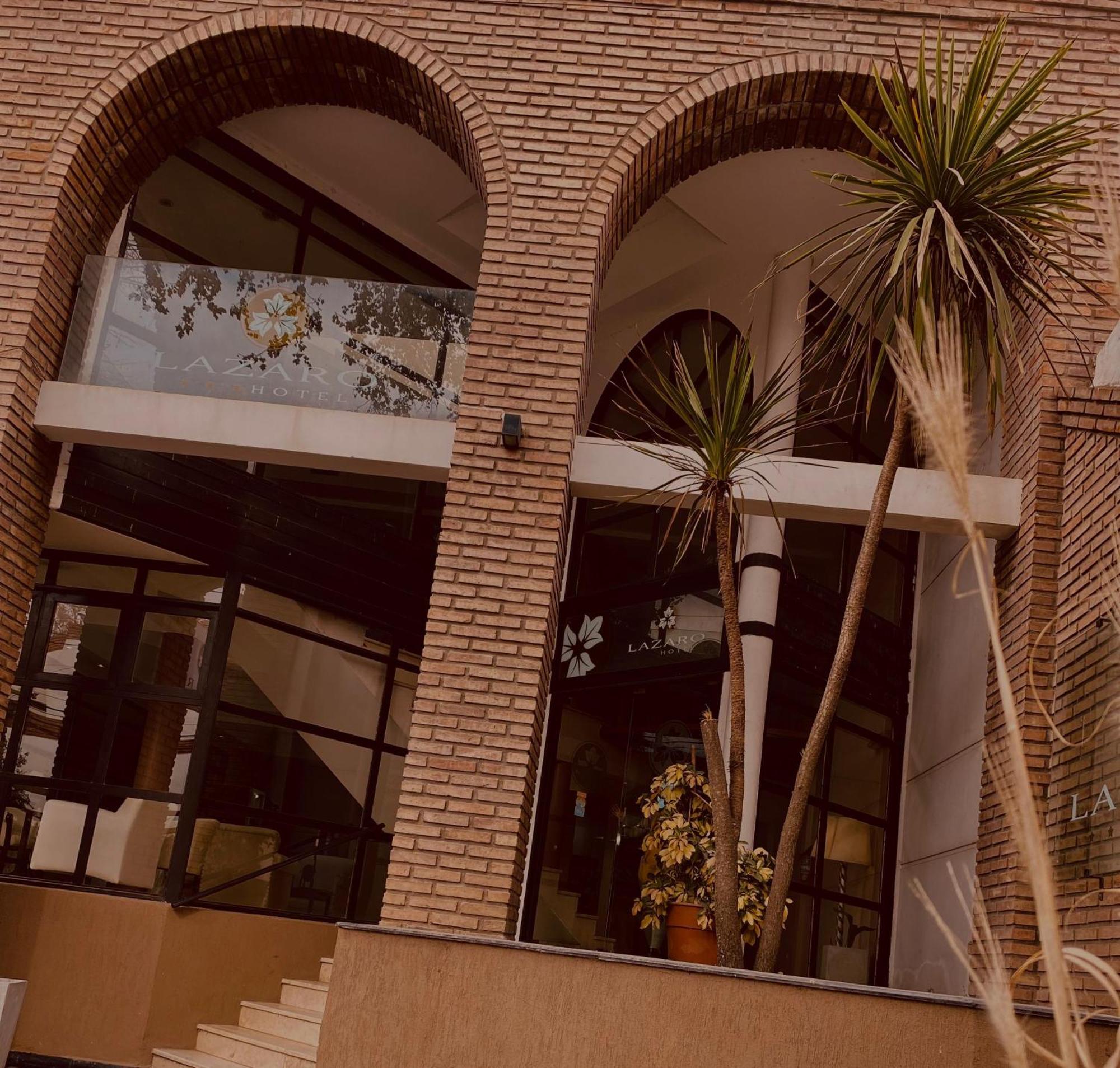 Hotel Lazaro Villa Mercedes Exteriör bild